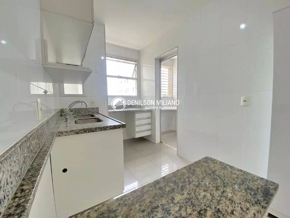 Apartamento à venda com 3 quartos, 103m² - Foto 8