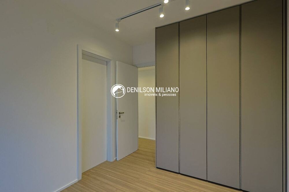 Apartamento para alugar com 2 quartos, 73m² - Foto 12