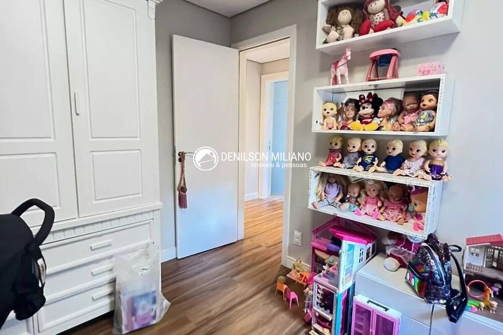Apartamento à venda com 4 quartos, 166m² - Foto 4