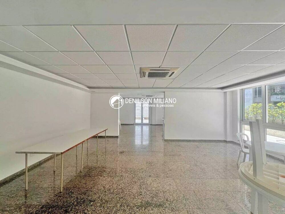 Apartamento à venda com 4 quartos, 198m² - Foto 4