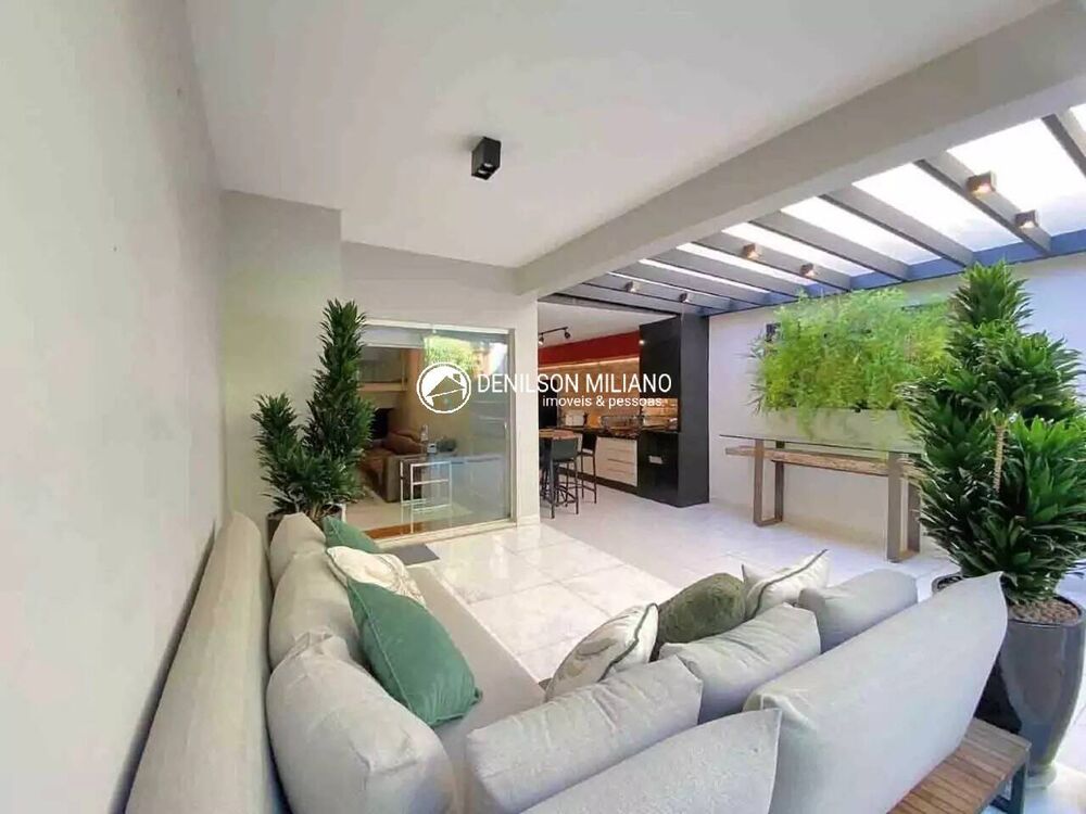 Casa à venda com 6 quartos, 493m² - Foto 1