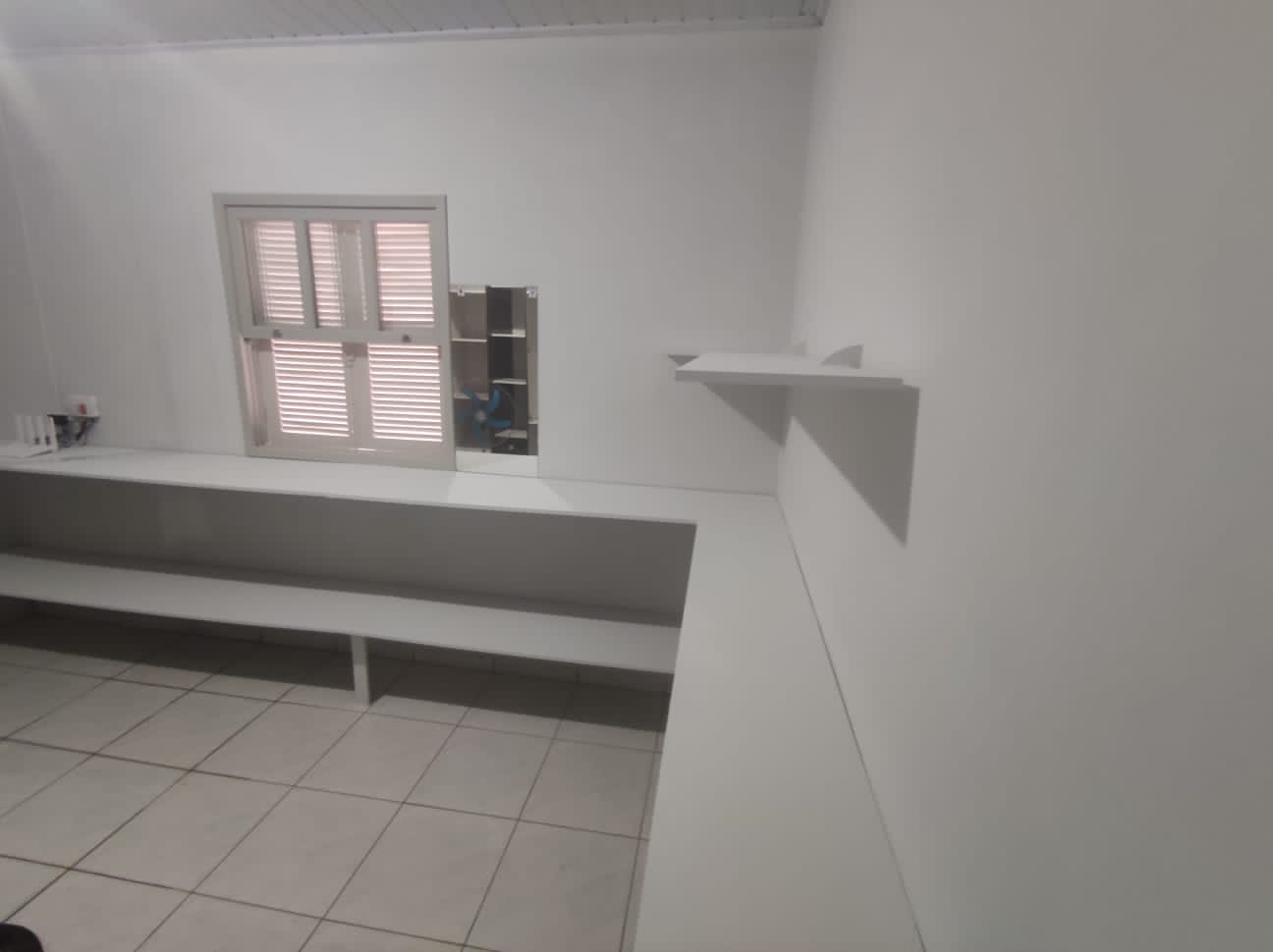 Casa à venda com 3 quartos, 360m² - Foto 4