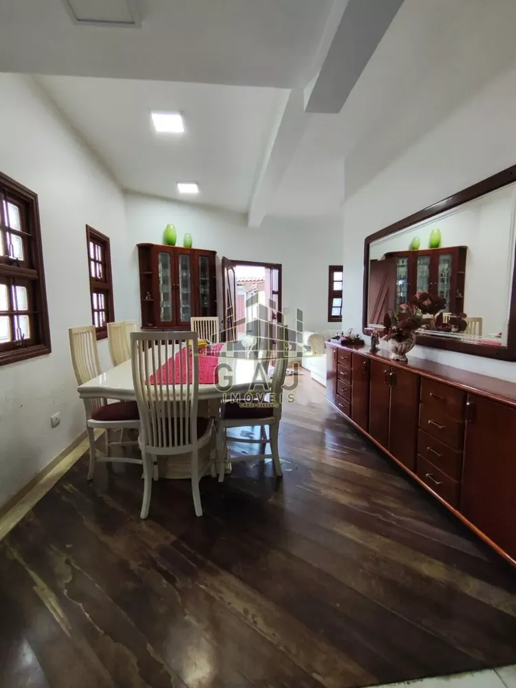 Casa, 6 quartos, 632 m² - Foto 1