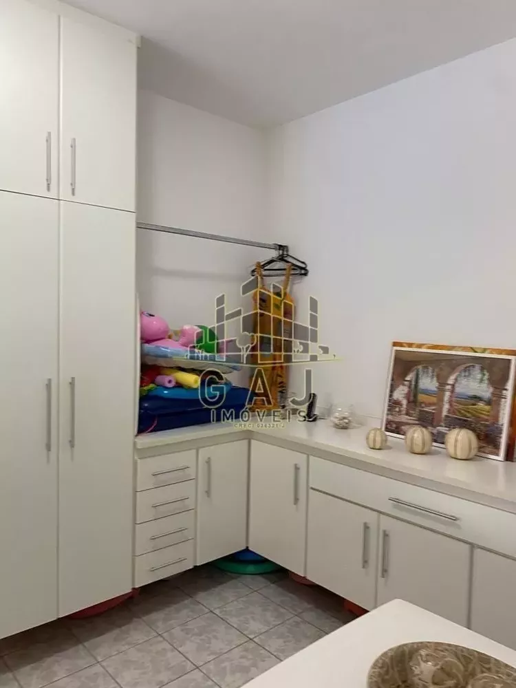 Casa, 4 quartos, 395 m² - Foto 2