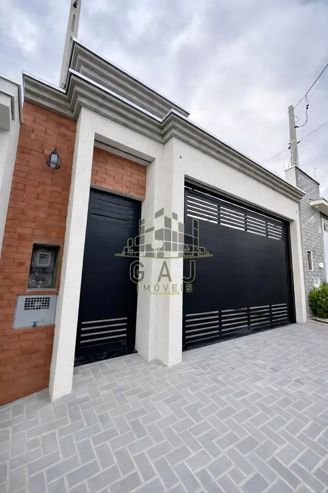 Casa, 3 quartos, 141 m² - Foto 1