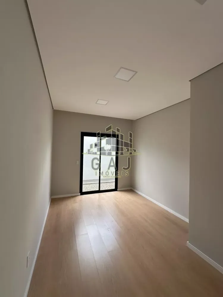 Casa, 3 quartos, 141 m² - Foto 3