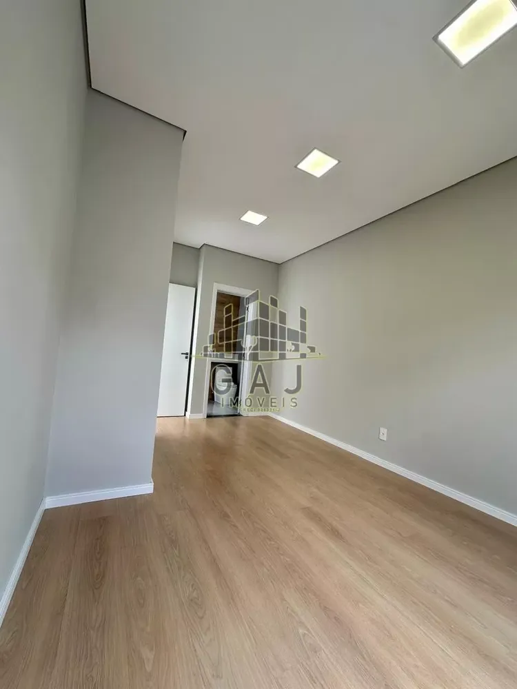 Casa, 3 quartos, 141 m² - Foto 4