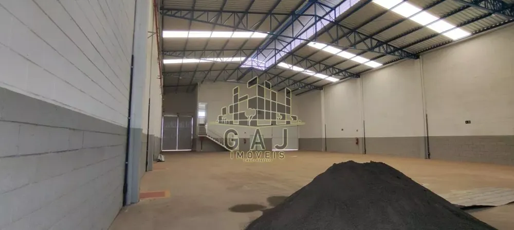 Depósito-Galpão, 842 m² - Foto 1