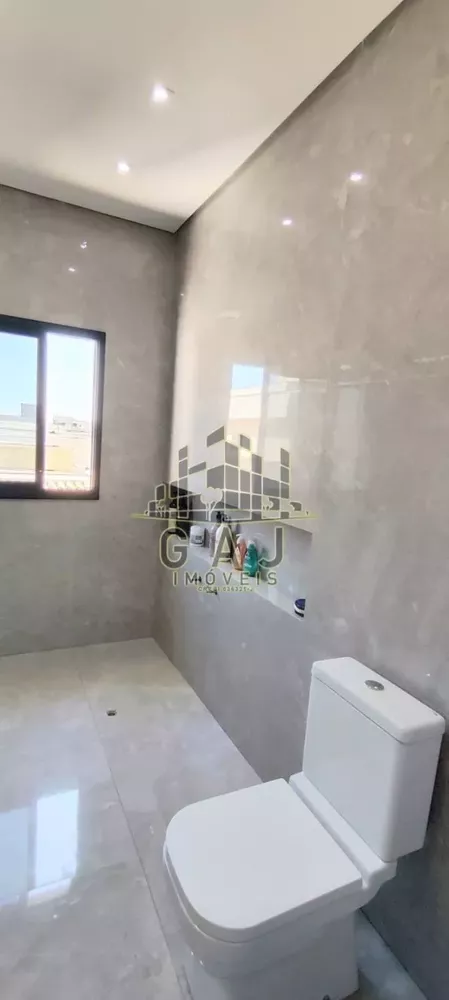 Casa à venda com 3 quartos, 180m² - Foto 3