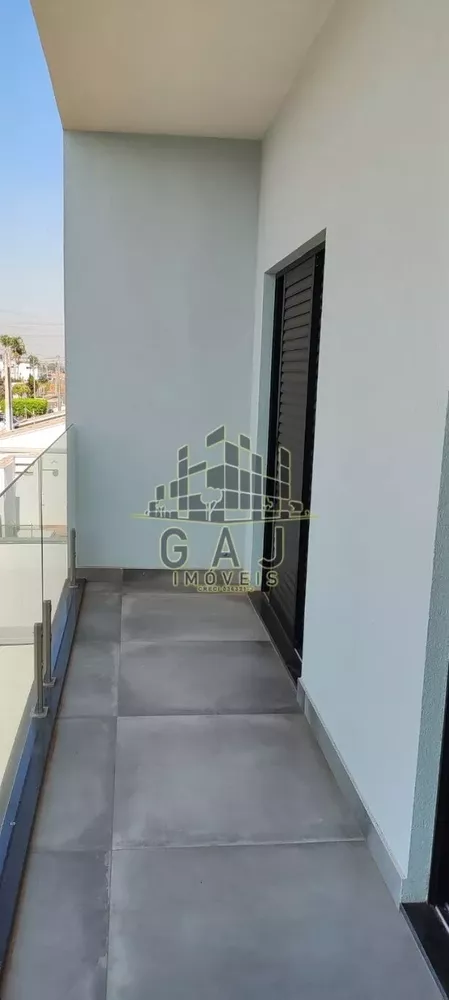 Casa à venda com 3 quartos, 180m² - Foto 4
