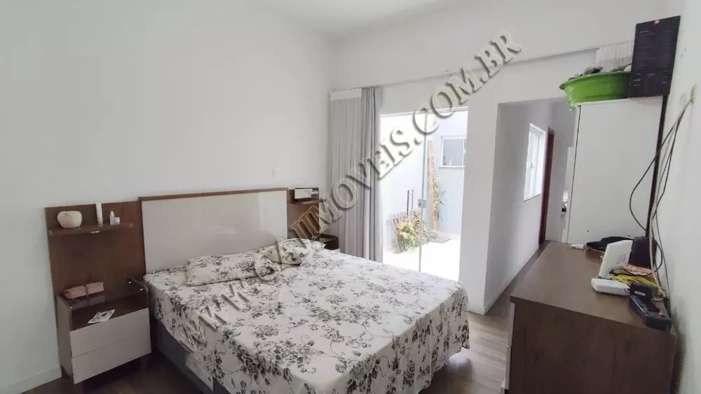 Casa à venda com 3 quartos, 163m² - Foto 5