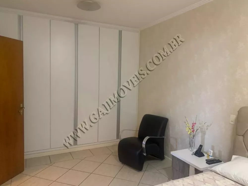 Apartamento à venda com 3 quartos, 154m² - Foto 4