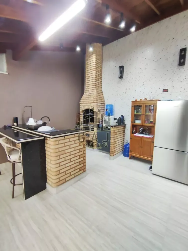 Casa, 3 quartos, 192 m² - Foto 3