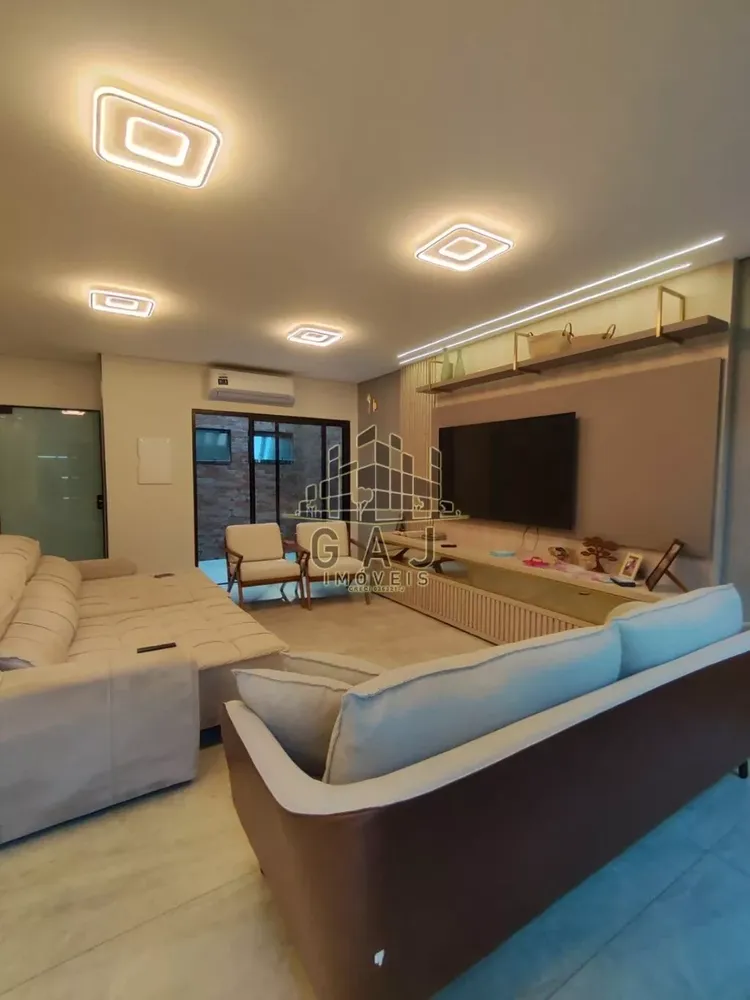 Casa, 3 quartos, 192 m² - Foto 1