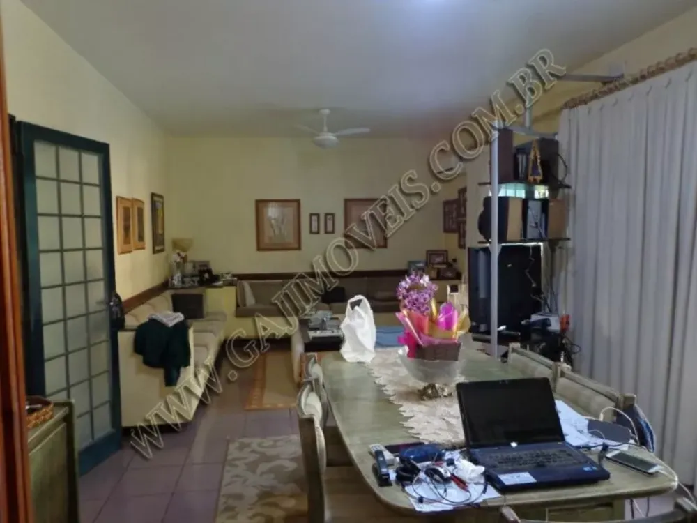 Casa, 3 quartos, 226 m² - Foto 9