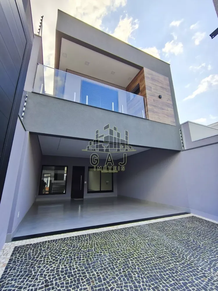 Casa, 3 quartos, 211 m² - Foto 2