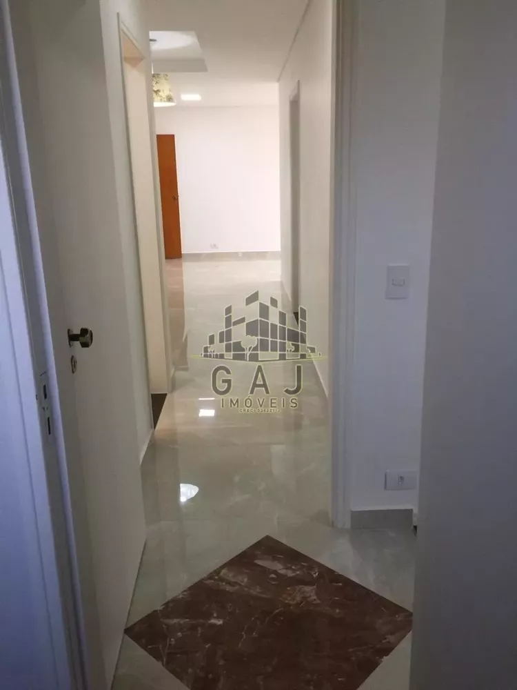 Apartamento à venda com 3 quartos, 111m² - Foto 4