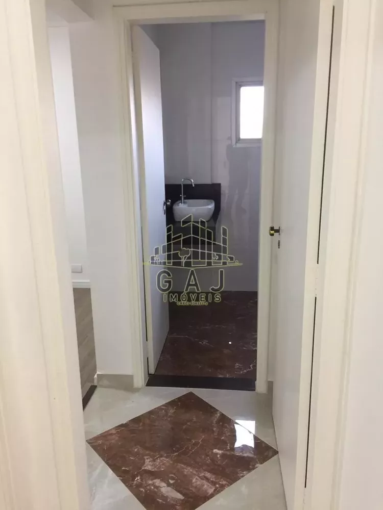 Apartamento à venda com 3 quartos, 111m² - Foto 2