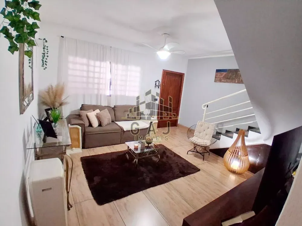 Sobrado, 3 quartos, 197 m² - Foto 2