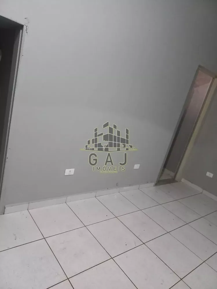 Casa, 1 quarto, 258 m² - Foto 3