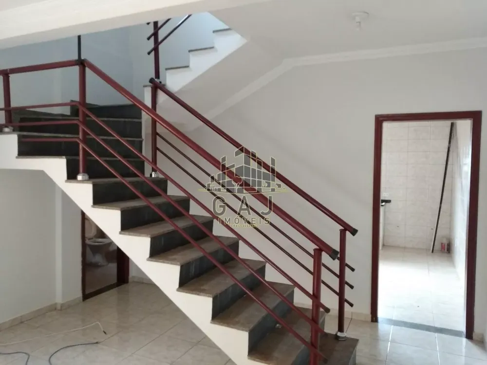 Casa, 3 quartos, 214 m² - Foto 4