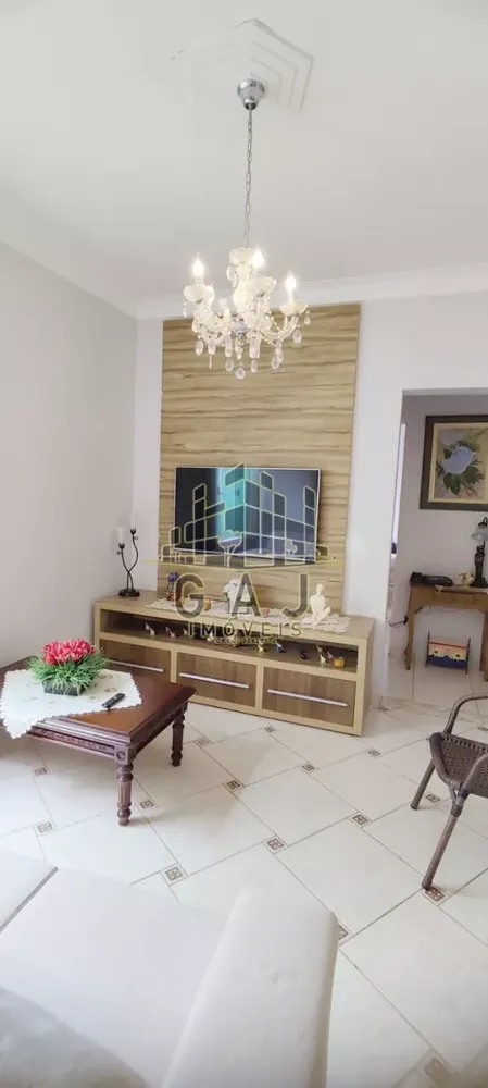 Casa, 3 quartos, 200 m² - Foto 4
