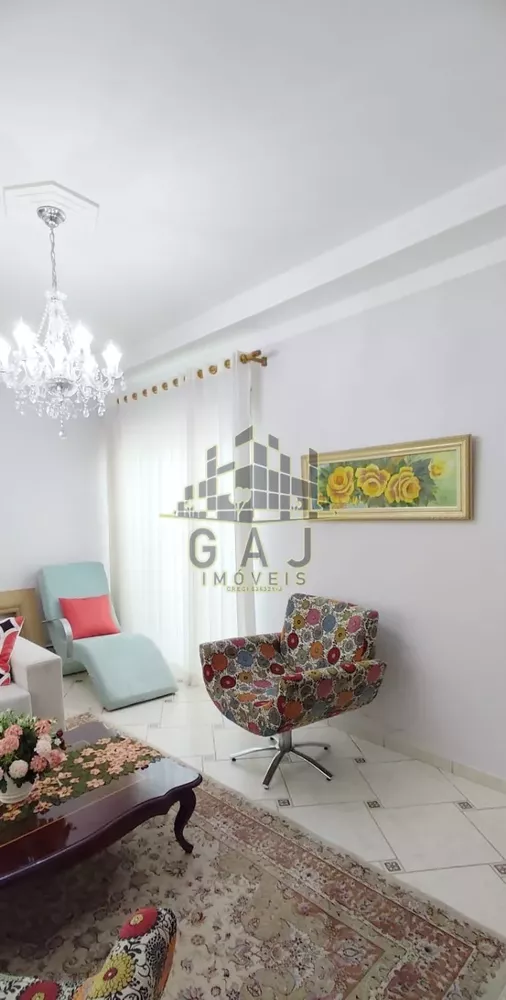 Casa, 3 quartos, 200 m² - Foto 1