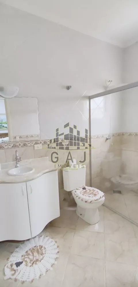 Casa, 3 quartos, 200 m² - Foto 9