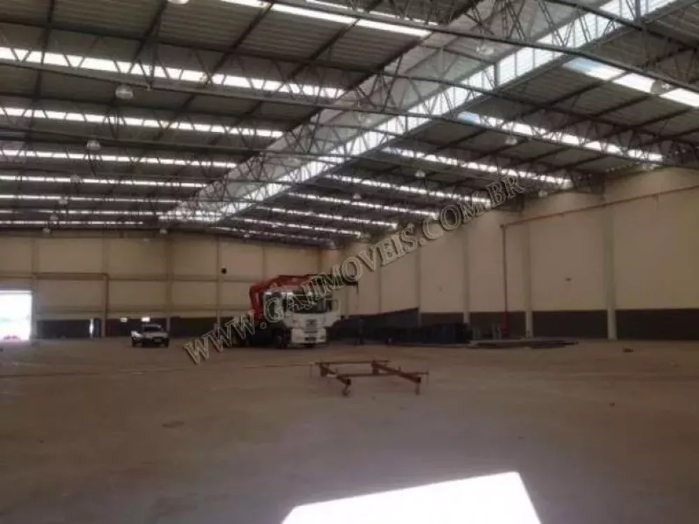Depósito-Galpão, 3368 m² - Foto 1