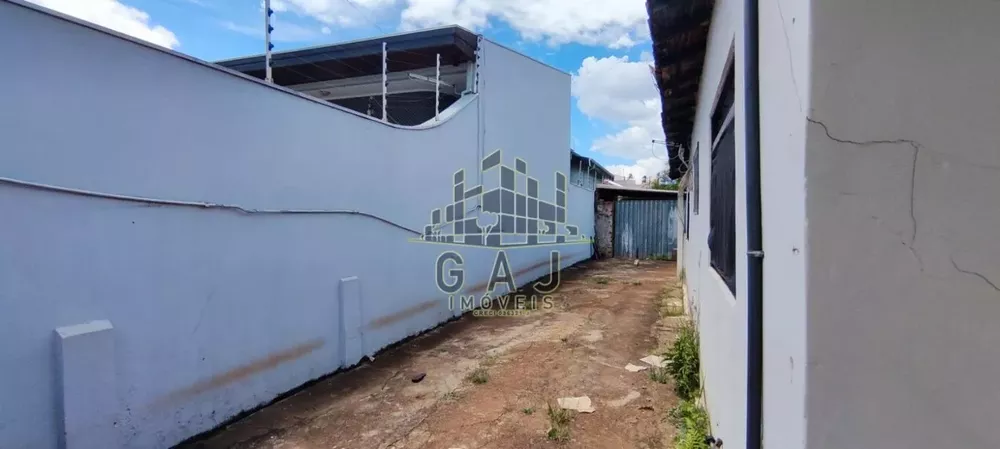 Prédio Inteiro à venda com 3 quartos, 174m² - Foto 5