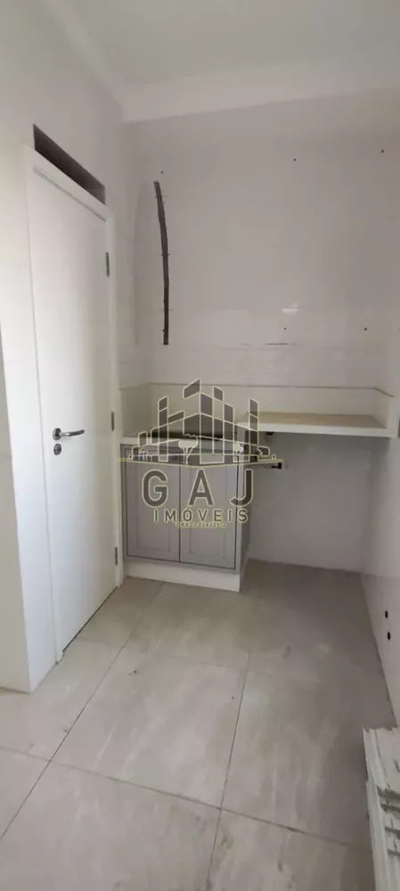 Apartamento à venda com 3 quartos, 108m² - Foto 3