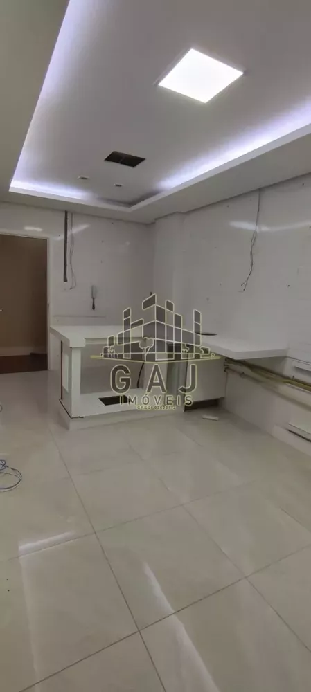 Apartamento à venda com 3 quartos, 108m² - Foto 1
