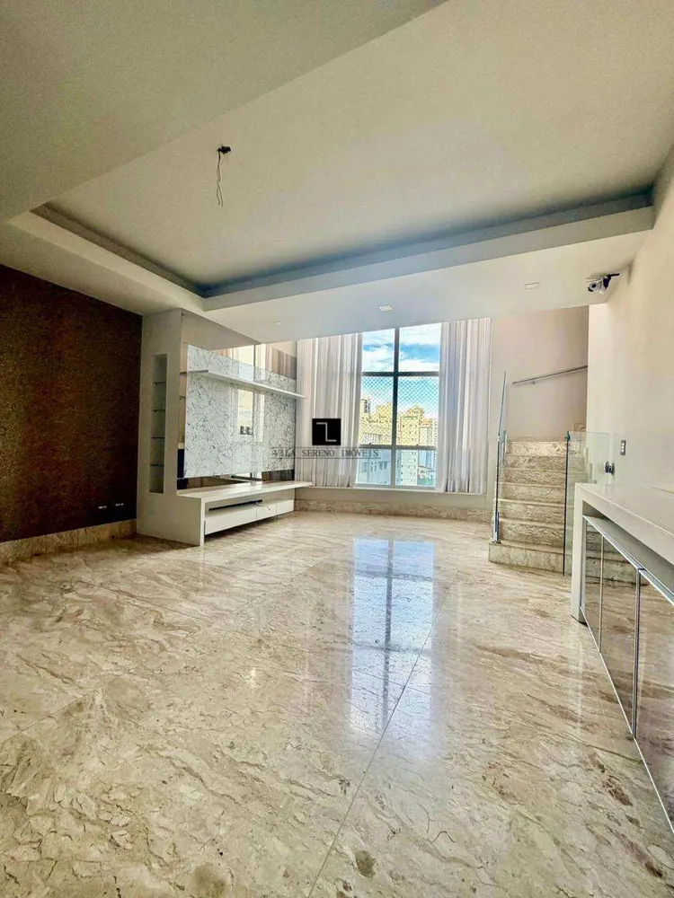 Cobertura, 3 quartos, 208 m² - Foto 1