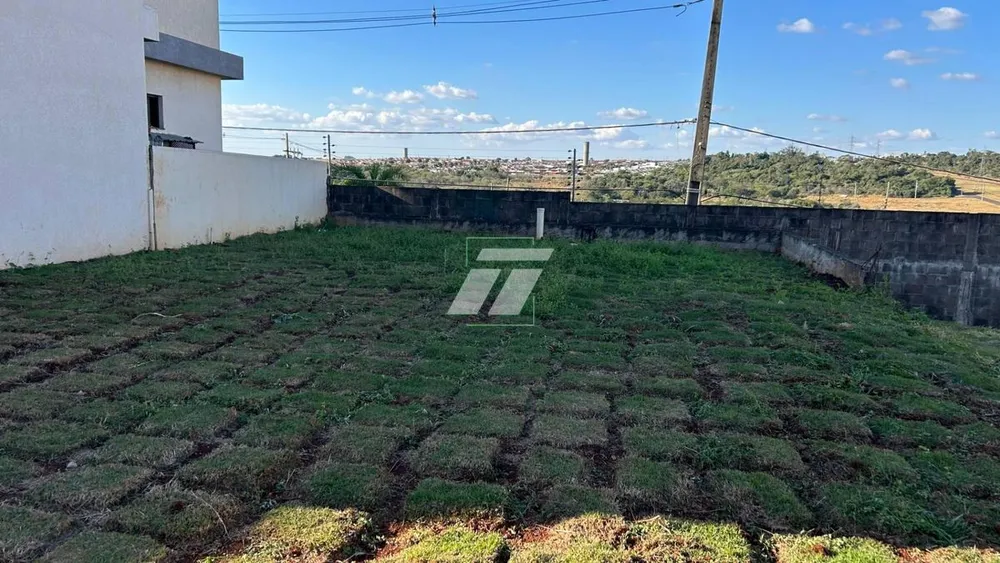 Casa de Condomínio - Foto 1