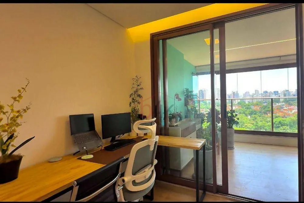 Apartamento, 3 quartos, 145 m² - Foto 1