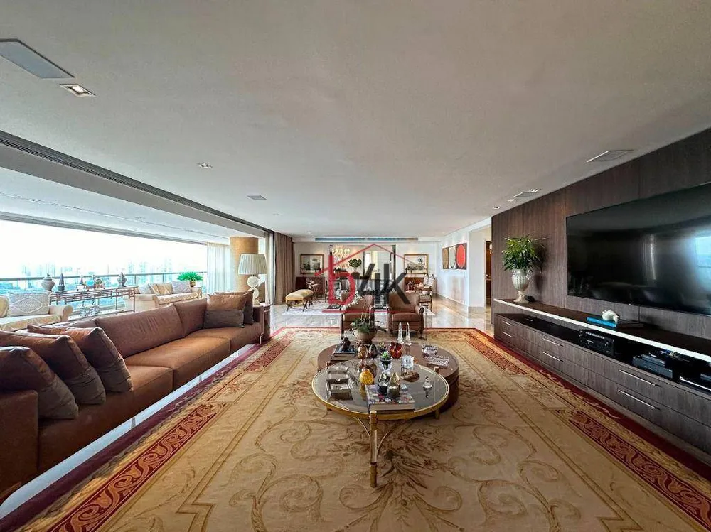 Apartamento, 3 quartos, 485 m² - Foto 1