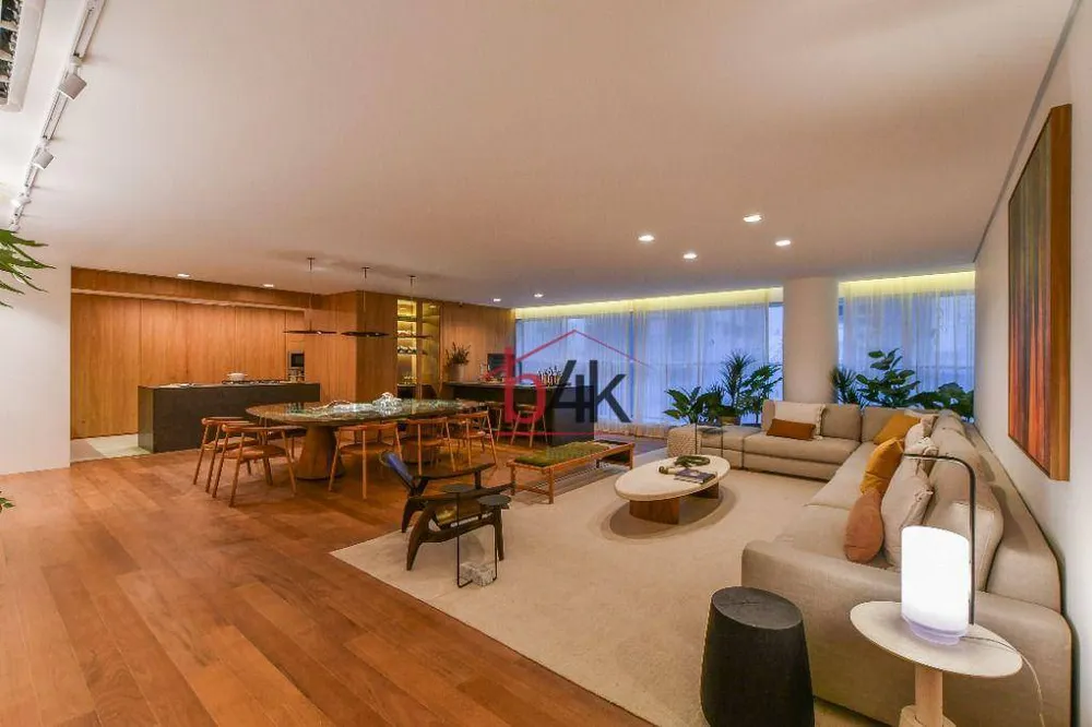 Apartamento, 3 quartos, 225 m² - Foto 2