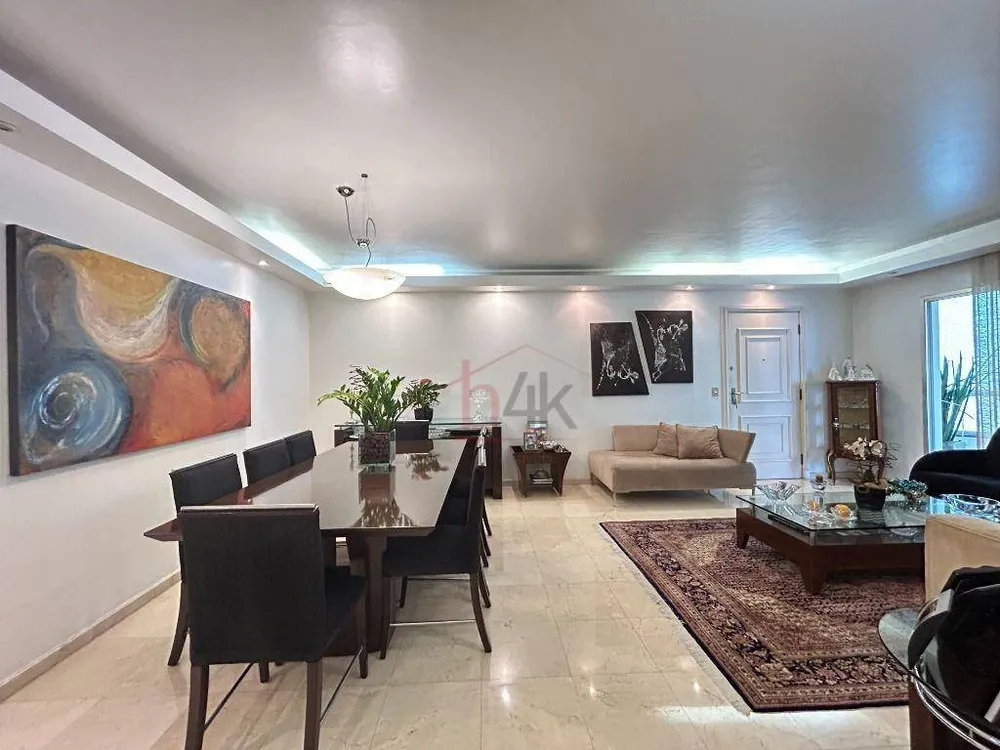 Apartamento, 3 quartos, 190 m² - Foto 1