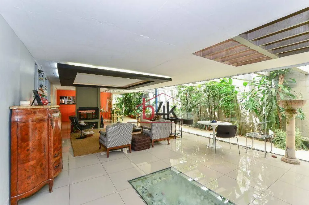 Casa, 3 quartos, 367 m² - Foto 1