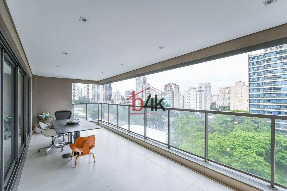 Apartamento, 3 quartos, 186 m² - Foto 3