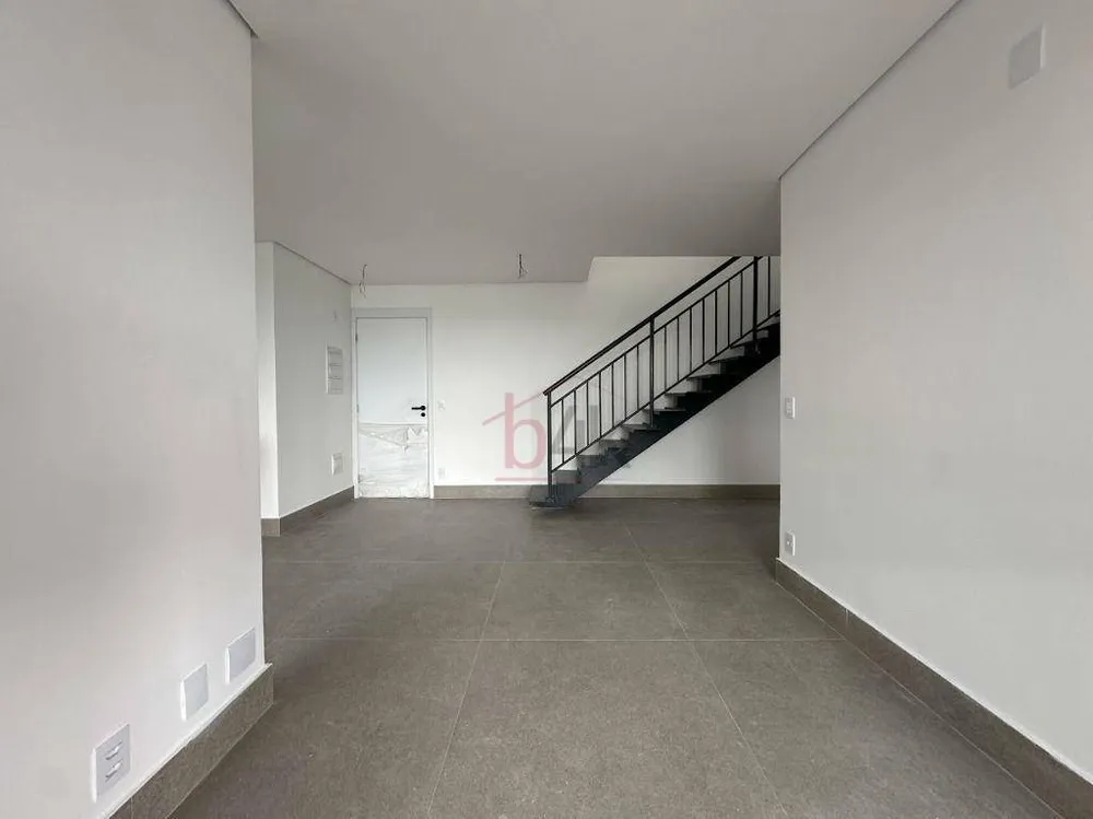Cobertura, 3 quartos, 181 m² - Foto 2