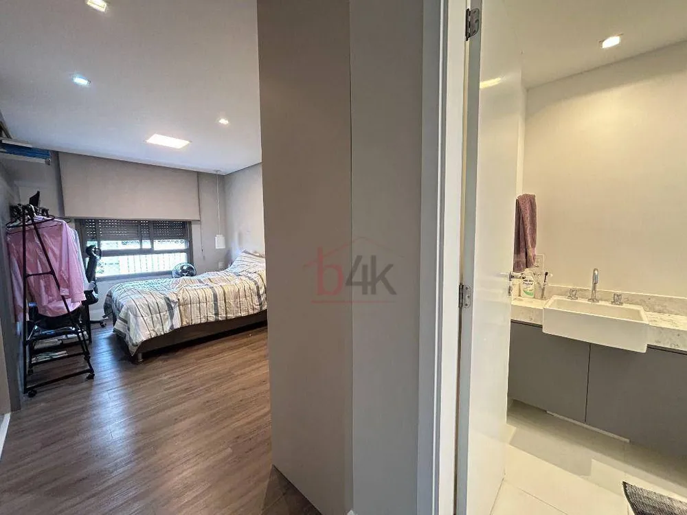 Apartamento, 3 quartos, 137 m² - Foto 4