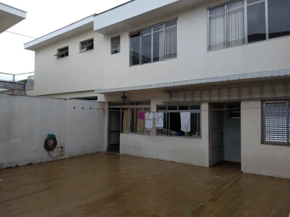 Casa, 3 quartos, 234 m² - Foto 1