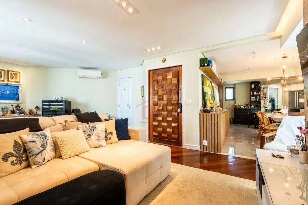 Apartamento, 3 quartos, 172 m² - Foto 1
