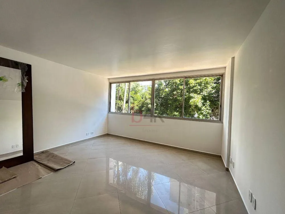 Apartamento, 3 quartos, 131 m² - Foto 1