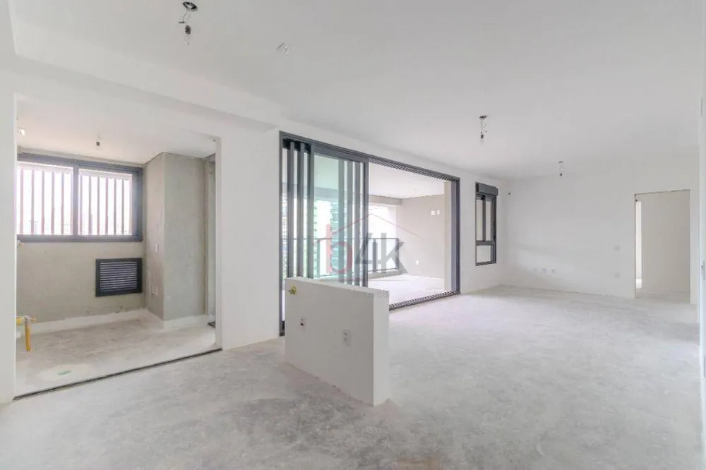 Apartamento, 3 quartos, 151 m² - Foto 1