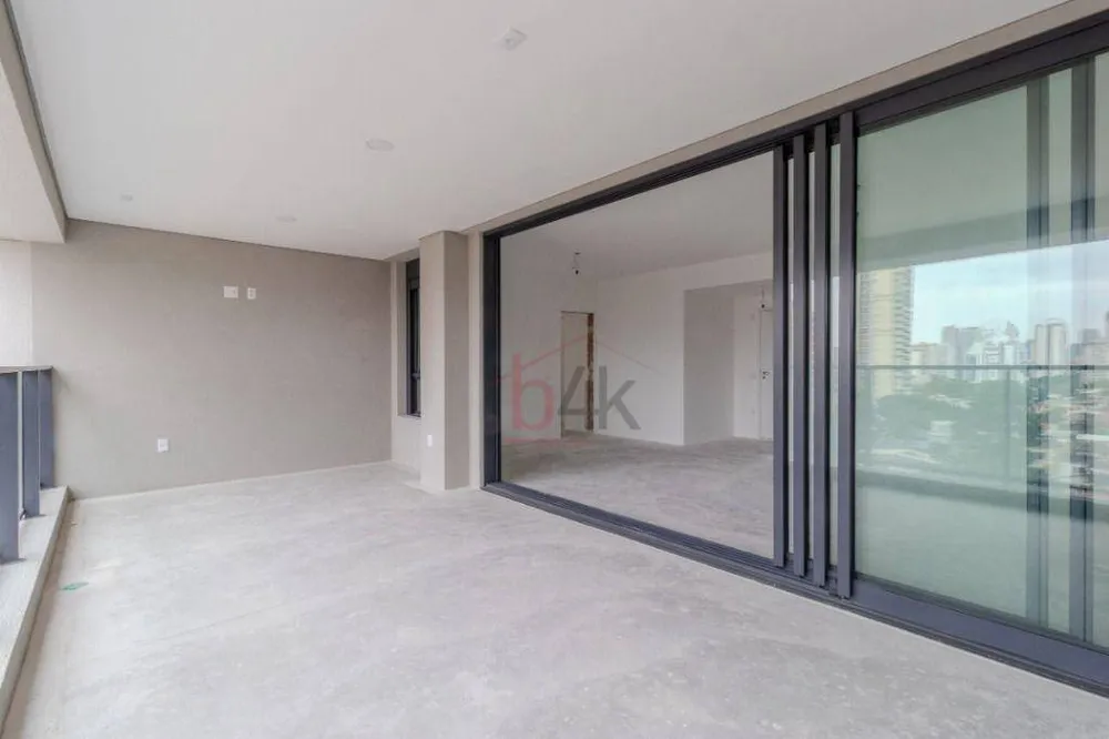 Apartamento, 3 quartos, 151 m² - Foto 2