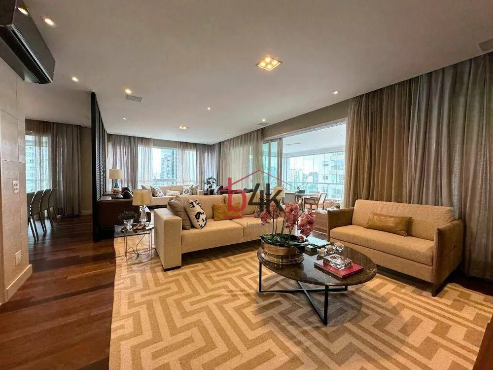 Apartamento, 3 quartos, 225 m² - Foto 2