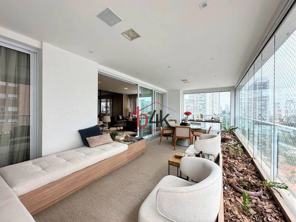 Apartamento, 3 quartos, 225 m² - Foto 3