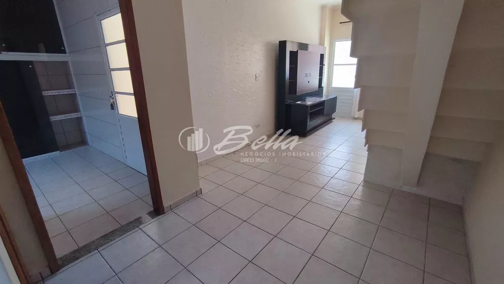 Sobrado à venda com 3 quartos, 99m² - Foto 4